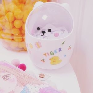 🥰CUTE BEAR DESKTOP BIN MINI STORAGE ORGANIZER WITH LID WHITE